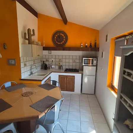 Colline De Sollies Ferienhaus